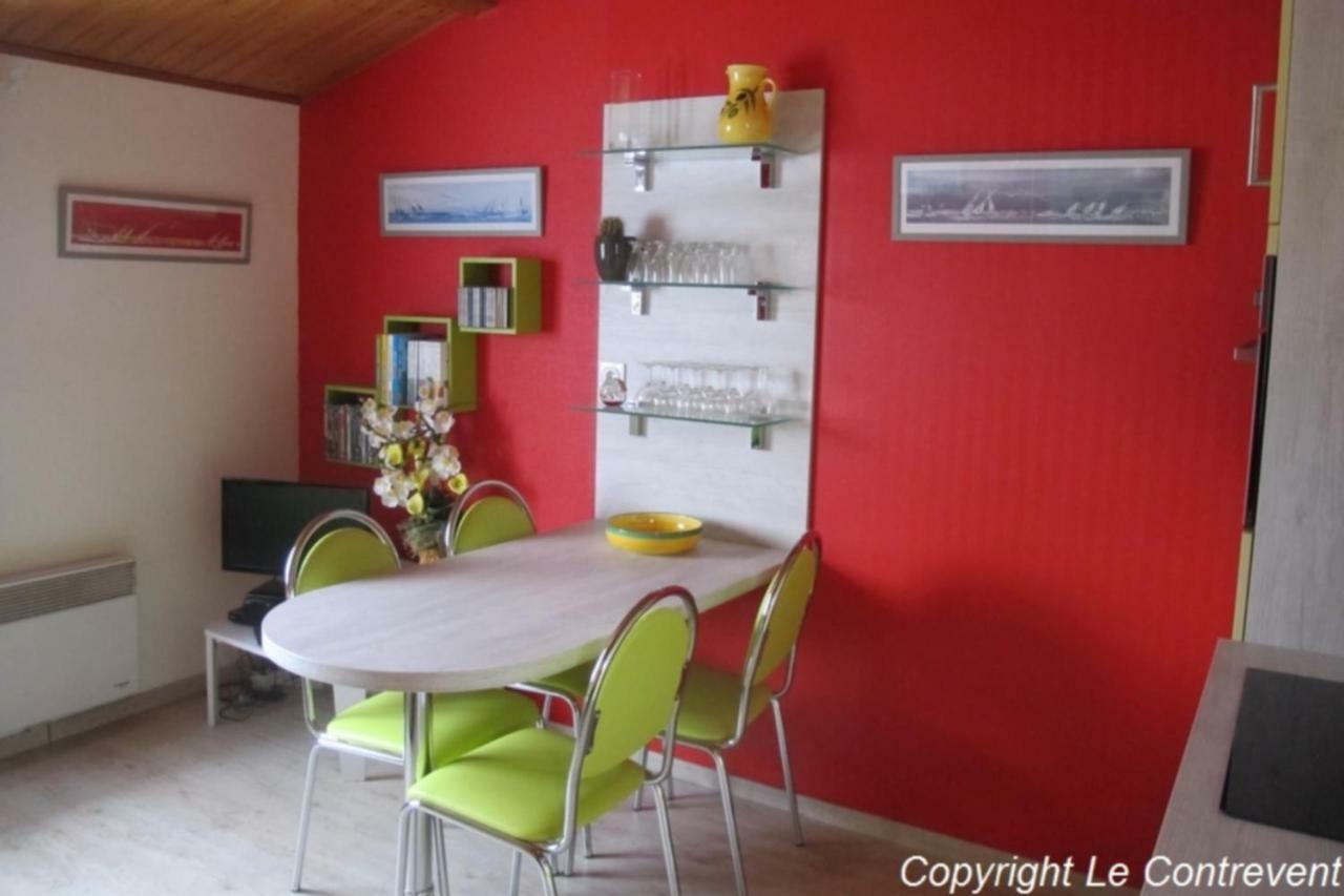 Вилла Le Contrevent Saint-Julien-des-Landes Экстерьер фото