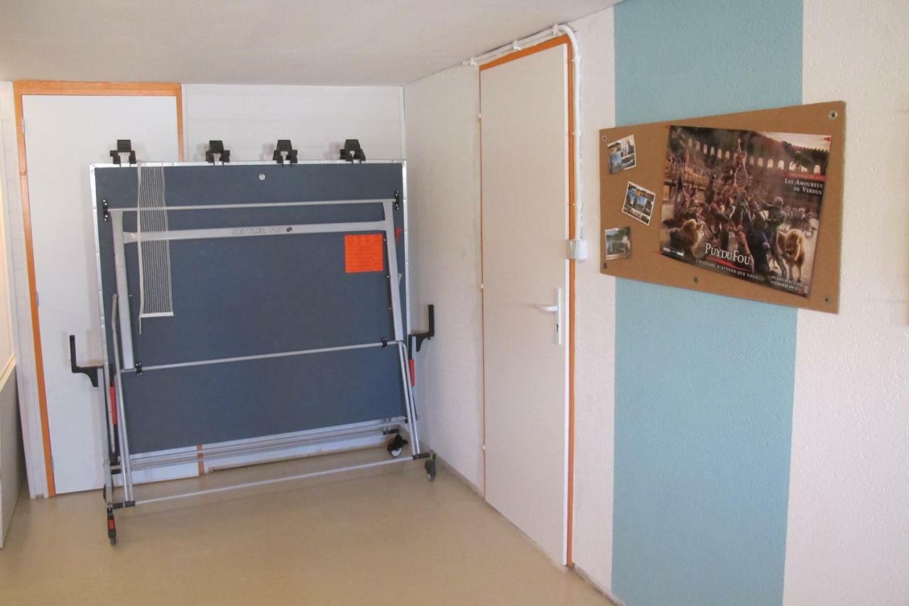 Вилла Le Contrevent Saint-Julien-des-Landes Экстерьер фото
